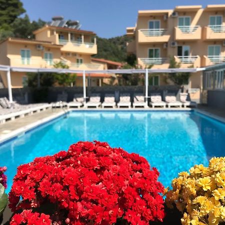 Roulla Studios & Apartments Platanias  Buitenkant foto