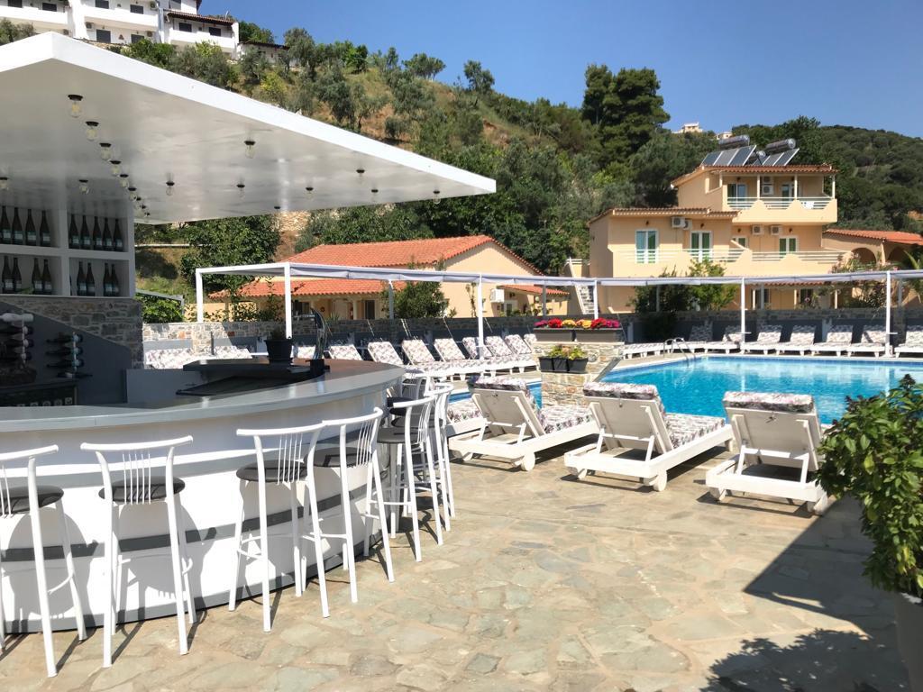Roulla Studios & Apartments Platanias  Buitenkant foto