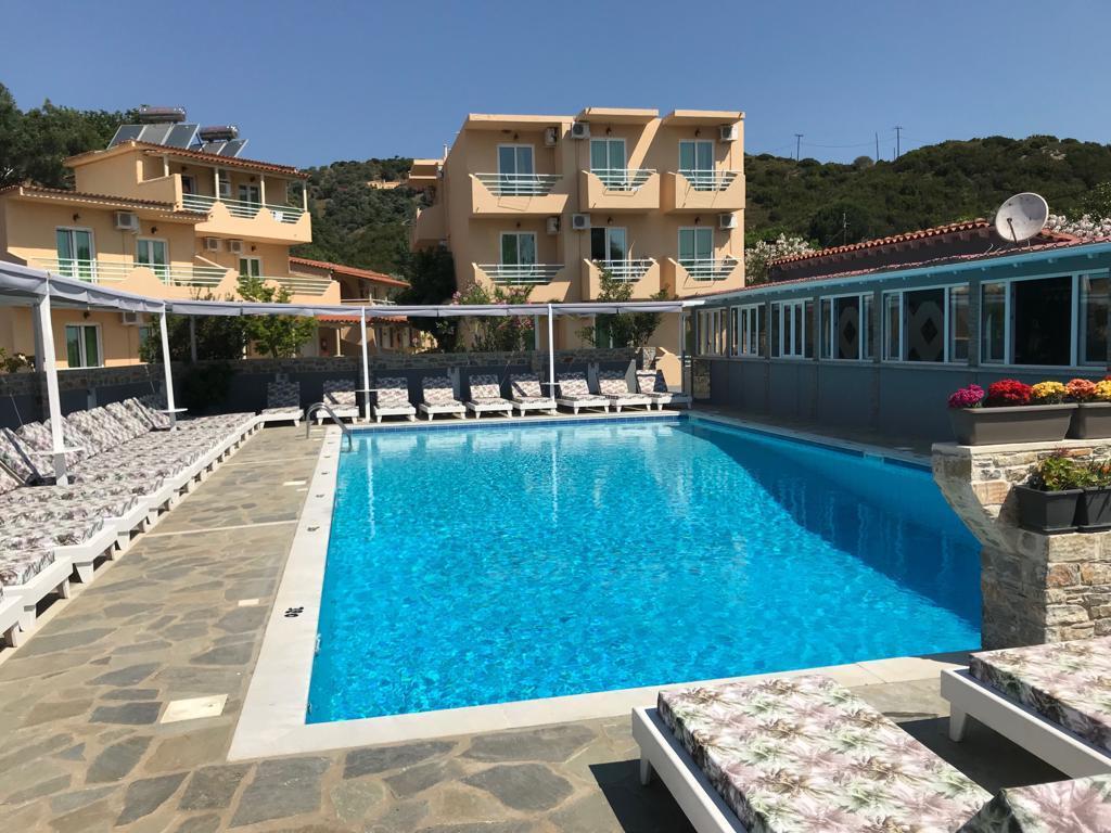 Roulla Studios & Apartments Platanias  Buitenkant foto