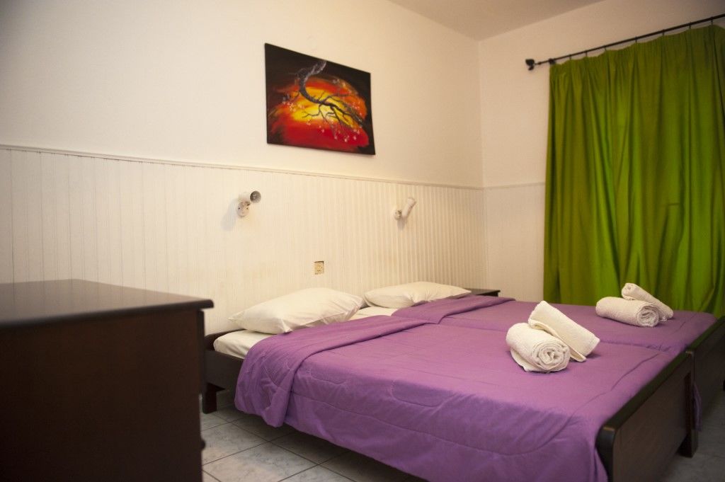 Roulla Studios & Apartments Platanias  Buitenkant foto